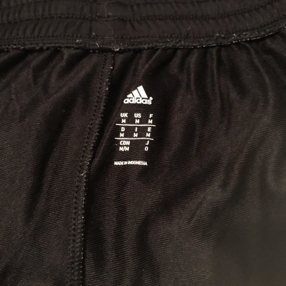 Med Adidas Athletic Pants - Picture 5 of 5
